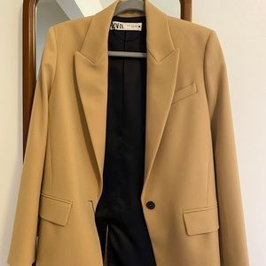 NWT Zara Oversized camel blazer size XS
